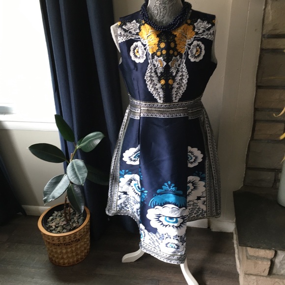 Core de Vague Dress - Picture 1 of 6